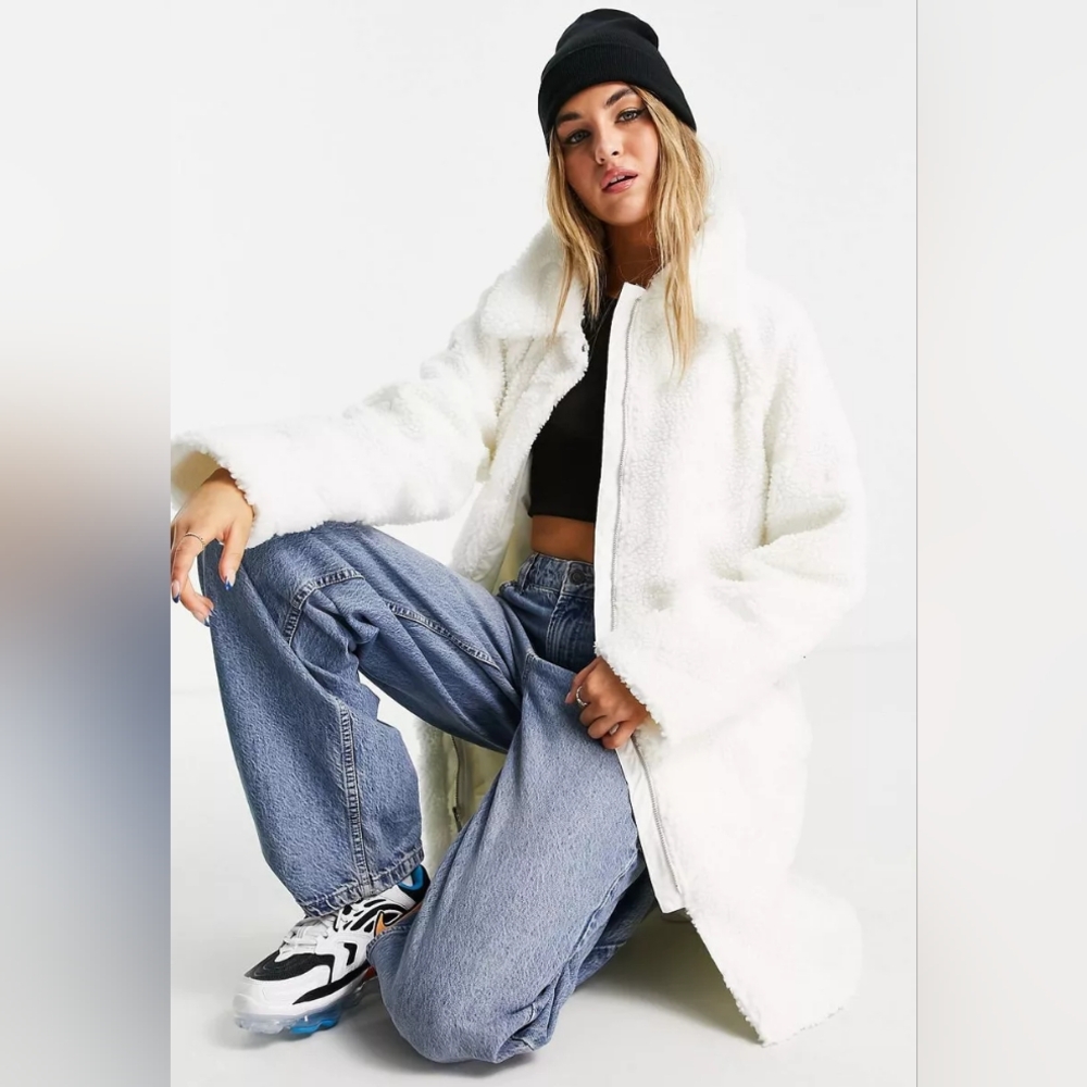 Nike Women's Cream Teddy Jacket